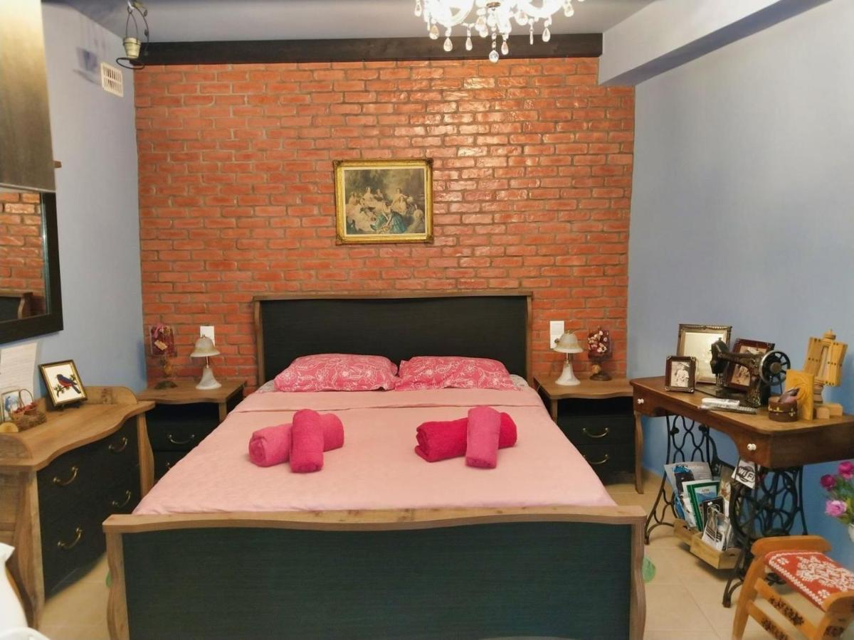 Mama'S Cozy Room 1 Калампака Экстерьер фото